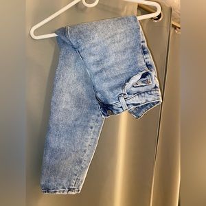 Primark “mom style jeans”